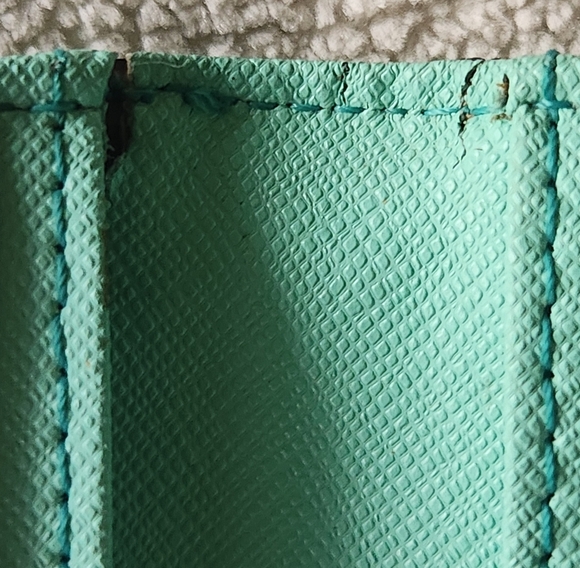 Kate Spade Laurel Way Reese Bifold Wallet Mint Green Color. *See Photos - Picture 14 of 15